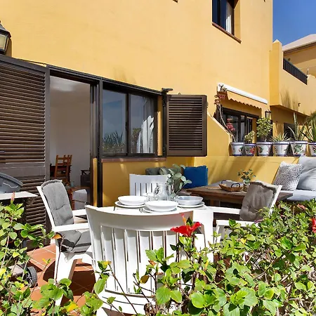 Oasis Tamarindo Коральео