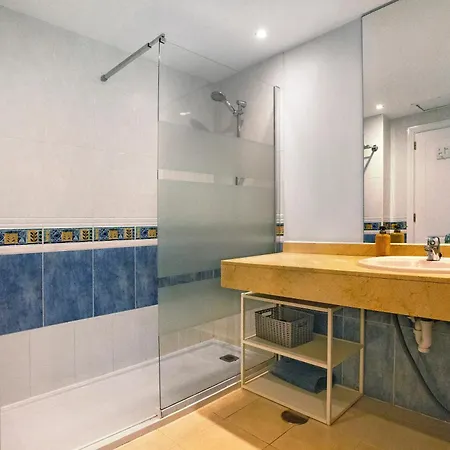 Oasis Tamarindo Коральео